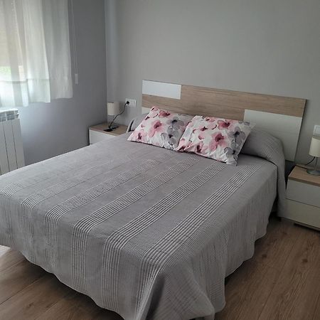 Casa Julio, Bonita Casa Comoda Y Espaciosa, Totalmente Reformada Con Terraza Y Jardin Privado Riezu Extérieur photo