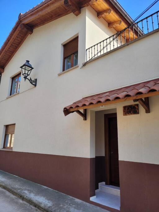Casa Julio, Bonita Casa Comoda Y Espaciosa, Totalmente Reformada Con Terraza Y Jardin Privado Riezu Extérieur photo