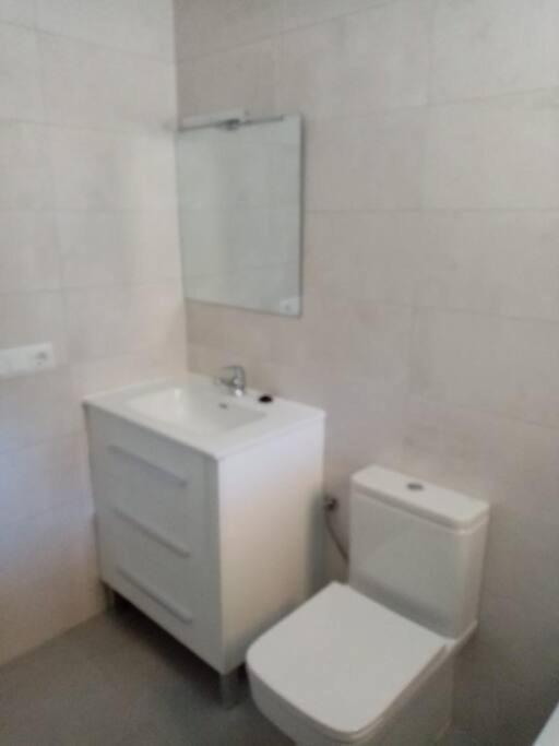 Casa Julio, Bonita Casa Comoda Y Espaciosa, Totalmente Reformada Con Terraza Y Jardin Privado Riezu Extérieur photo